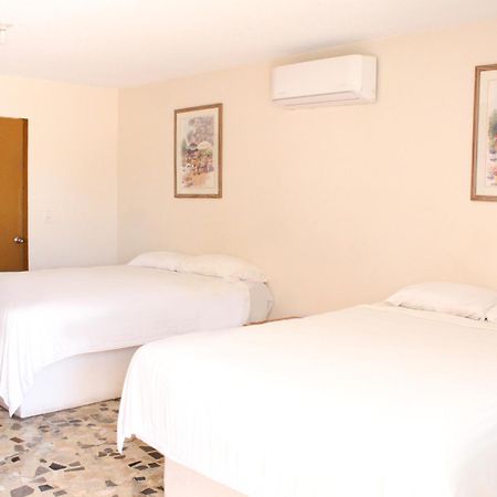Empalme Inn Екстериор снимка